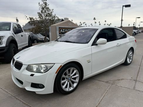 Used 2011 BMW 328i xDrive Coupe image 4
