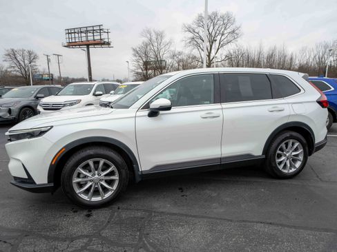 Used 2023 Honda CR-V EX-L image 3