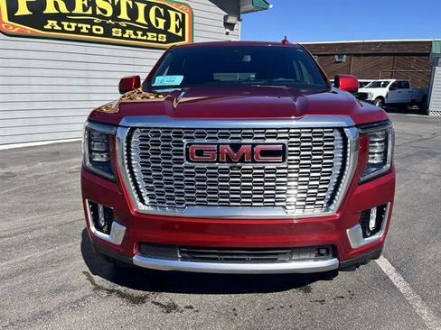 Used 2024 GMC Yukon XL Denali AWD/4WD image 2