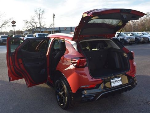 Used 2024 Buick Encore GX Sport Touring w/ Comfort Package image 17