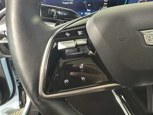 Used 2024 Cadillac Lyriq Luxury AWD/4WD image 15