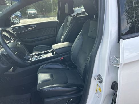 Used 2019 Ford Edge ST AWD/4WD image 13