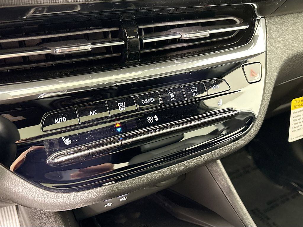 New 2026 Buick Envista Avenir FWD image 15