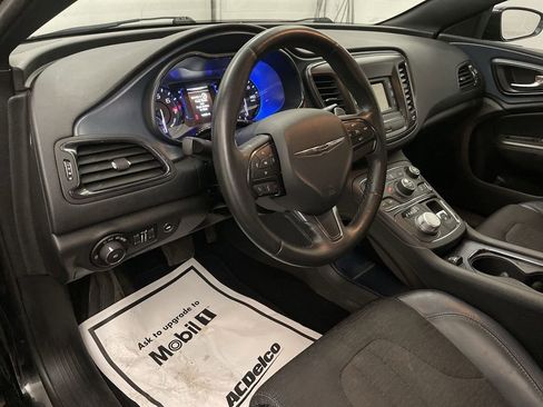 Used 2016 Chrysler 200 S w/ Comfort Group AWD/4WD image 2