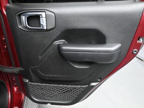 Used 2021 Jeep Wrangler Unlimited Sport AWD/4WD image 20