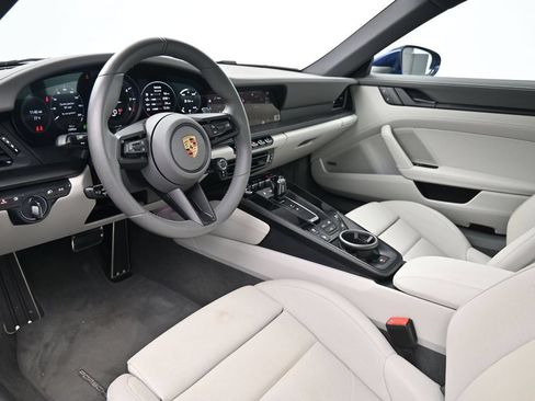 Used 2023 Porsche 911 Carrera 4 GTS AWD/4WD image 4