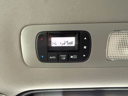 Used 2016 Honda Odyssey EX image 34