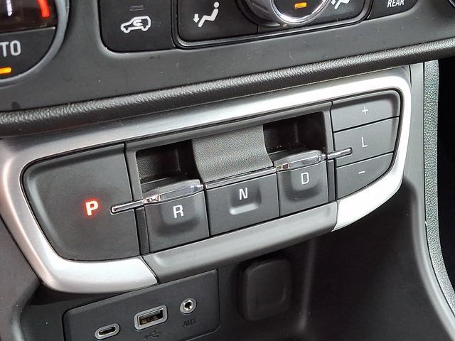 Used 2024 GMC Terrain SLE w/ Driver Convenience Package AWD/4WD image 16