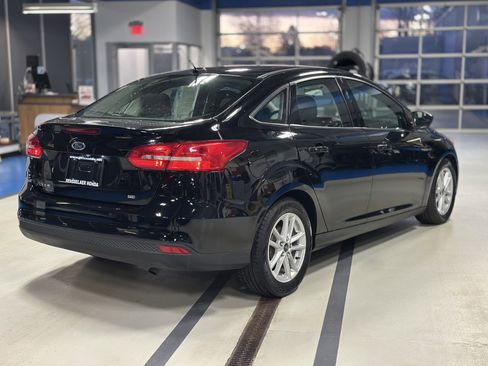 Used 2018 Ford Focus SE image 4