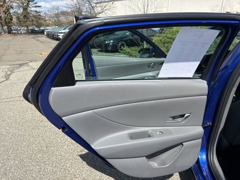 Used 2023 Hyundai Elantra SEL w/ Cargo Package image 35