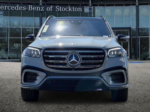 Certified 2024 Mercedes-Benz GLS 580 4MATIC image 9