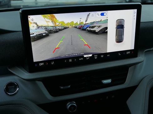 Used 2026 Ford Explorer Active w/ Active Comfort Package image 22