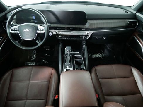 Certified 2024 Kia Telluride EX w/ EX Captain's Chair Package AWD/4WD image 21