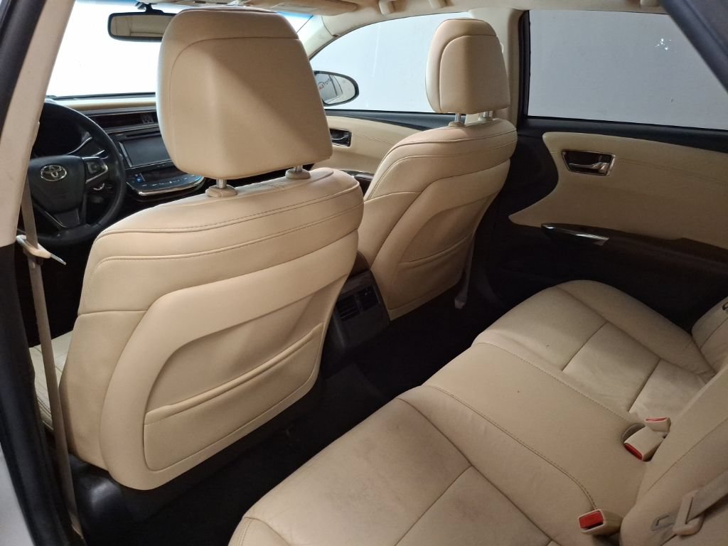 Used 2015 Toyota Avalon XLE Touring FWD image 14