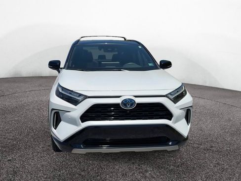 Used 2023 Toyota RAV4 XSE AWD/4WD image 3