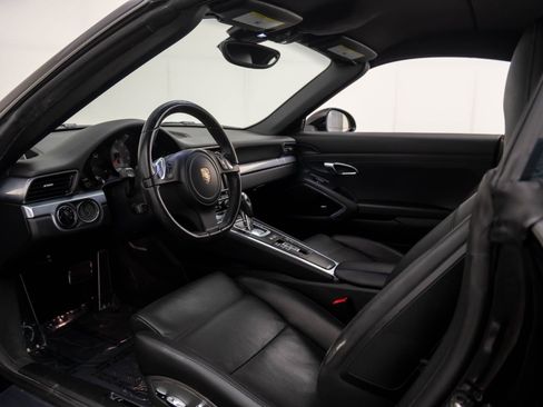 Used 2012 Porsche 911 Carrera S image 4