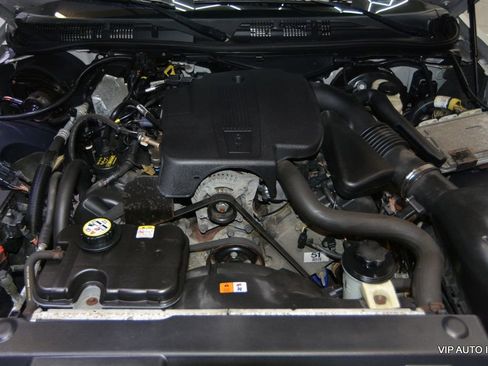 Used 2009 Mercury Grand Marquis LS image 34