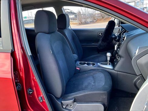 Used 2014 Nissan Rogue S w/ Convenience Package image 9