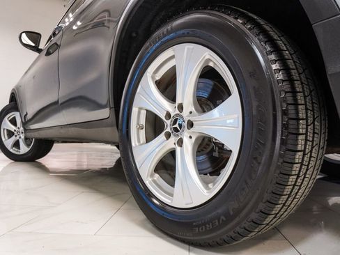 Used 2018 Mercedes-Benz GLC 300 4MATIC w/ Premium Package image 35