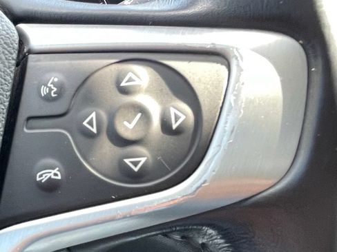 Used 2018 GMC Acadia SLT FWD image 20