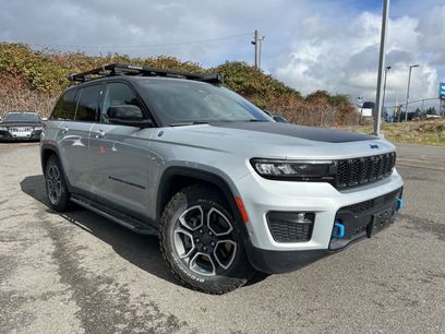 Used 2022 Jeep Grand Cherokee Trailhawk w/ Advanced Protech Group II