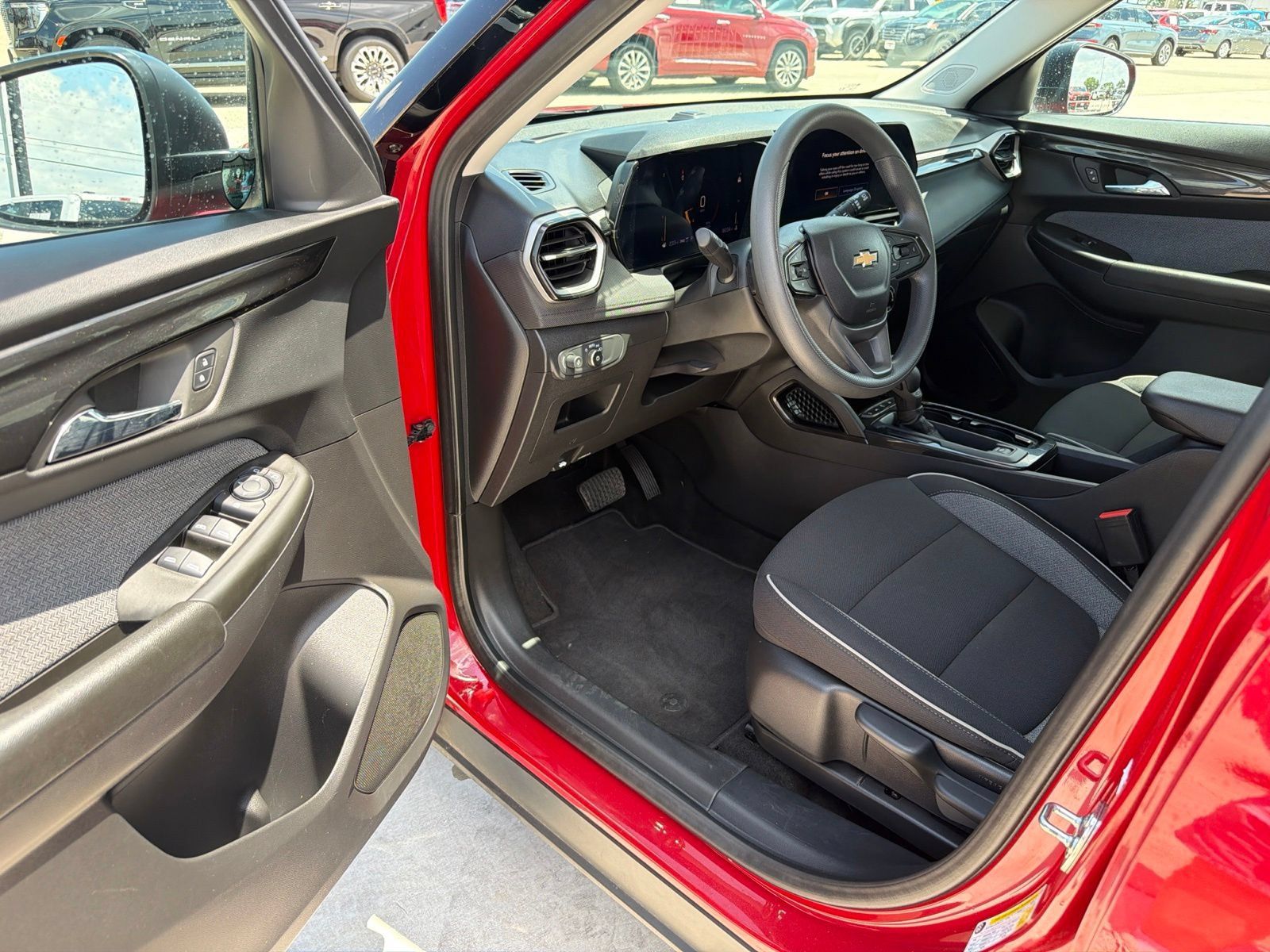 Used 2026 Chevrolet TrailBlazer LS AWD/4WD image 15