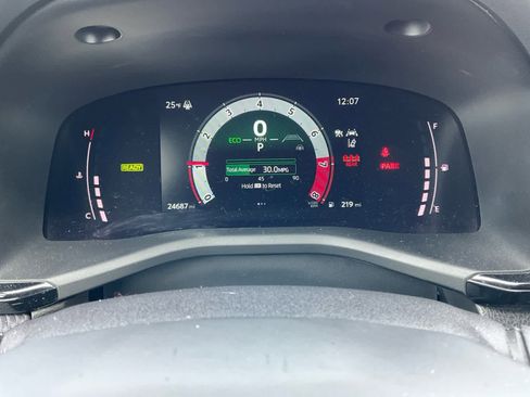 Used 2025 Toyota Camry SE image 22