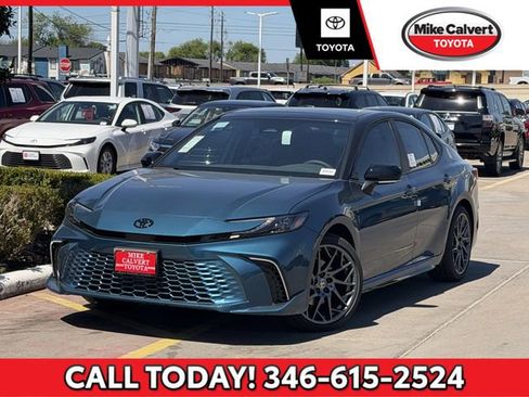 Used 2026 Toyota Camry XSE image 1