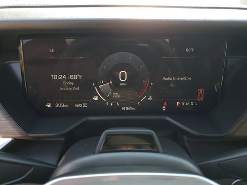 Used 2024 GMC Acadia Denali w/ Super Cruise Package image 29