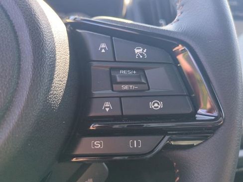 Used 2025 Subaru Forester Touring AWD/4WD image 34