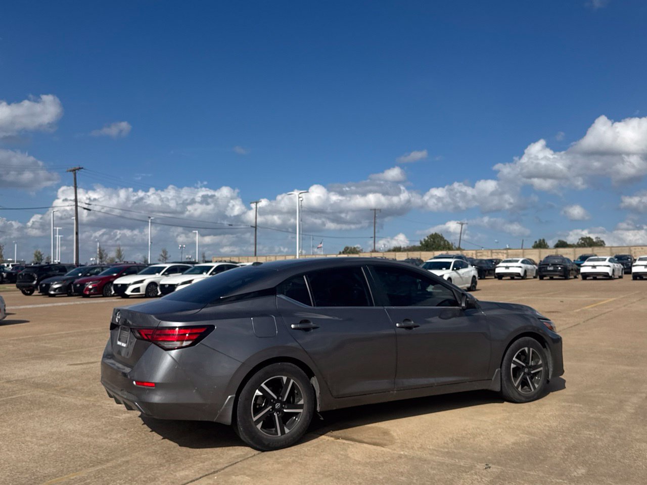 Used 2025 Nissan Sentra SV w/ Trunk Package FWD image 29