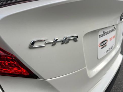Used 2021 Toyota C-HR XLE image 33
