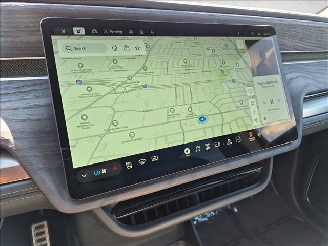 Used 2023 Rivian R1S Adventure Dual AWD/4WD image 14