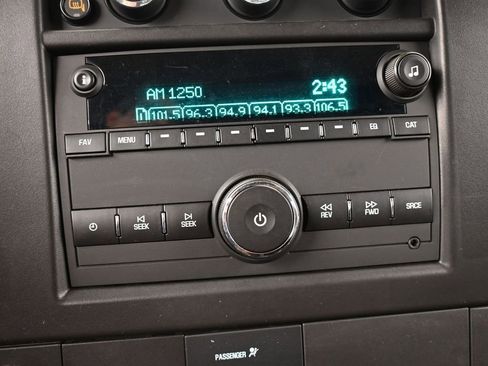 Used 2024 Chevrolet Express 2500 w/ Driver Convenience Package image 21