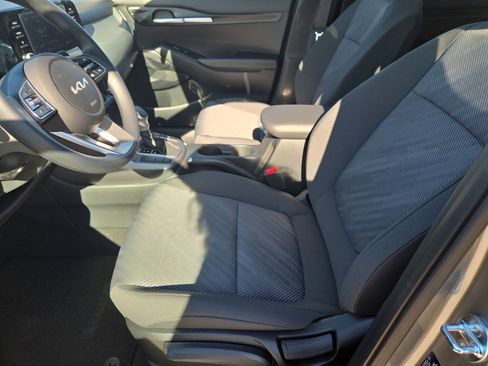 New 2026 Kia Seltos LX image 4