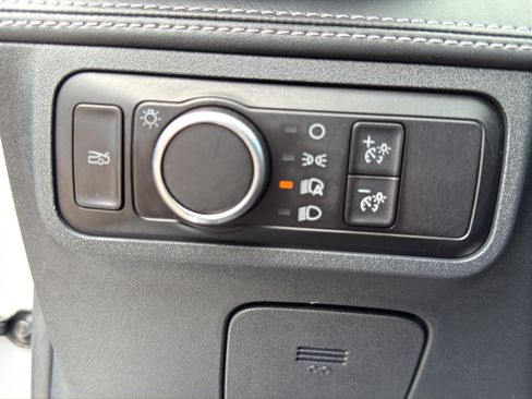 Used 2025 Ford Mustang GT Premium RWD image 26