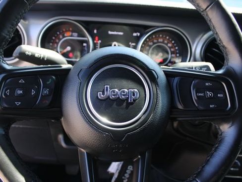Used 2023 Jeep Wrangler Sport AWD/4WD image 17