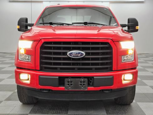 Used 2015 Ford F150 XLT w/ Equipment Group 302A Luxury AWD/4WD image 8