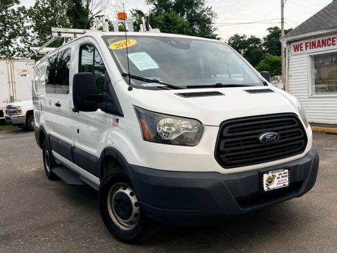 Used 2017 Ford Transit 250 130 Low Roof RWD image 1