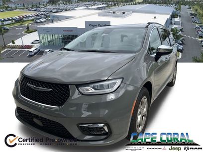Used 2023 Chrysler Pacifica Limited