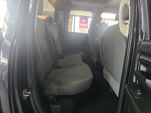 Used 2019 RAM 1500 Express w/ Express Value Package AWD/4WD image 16