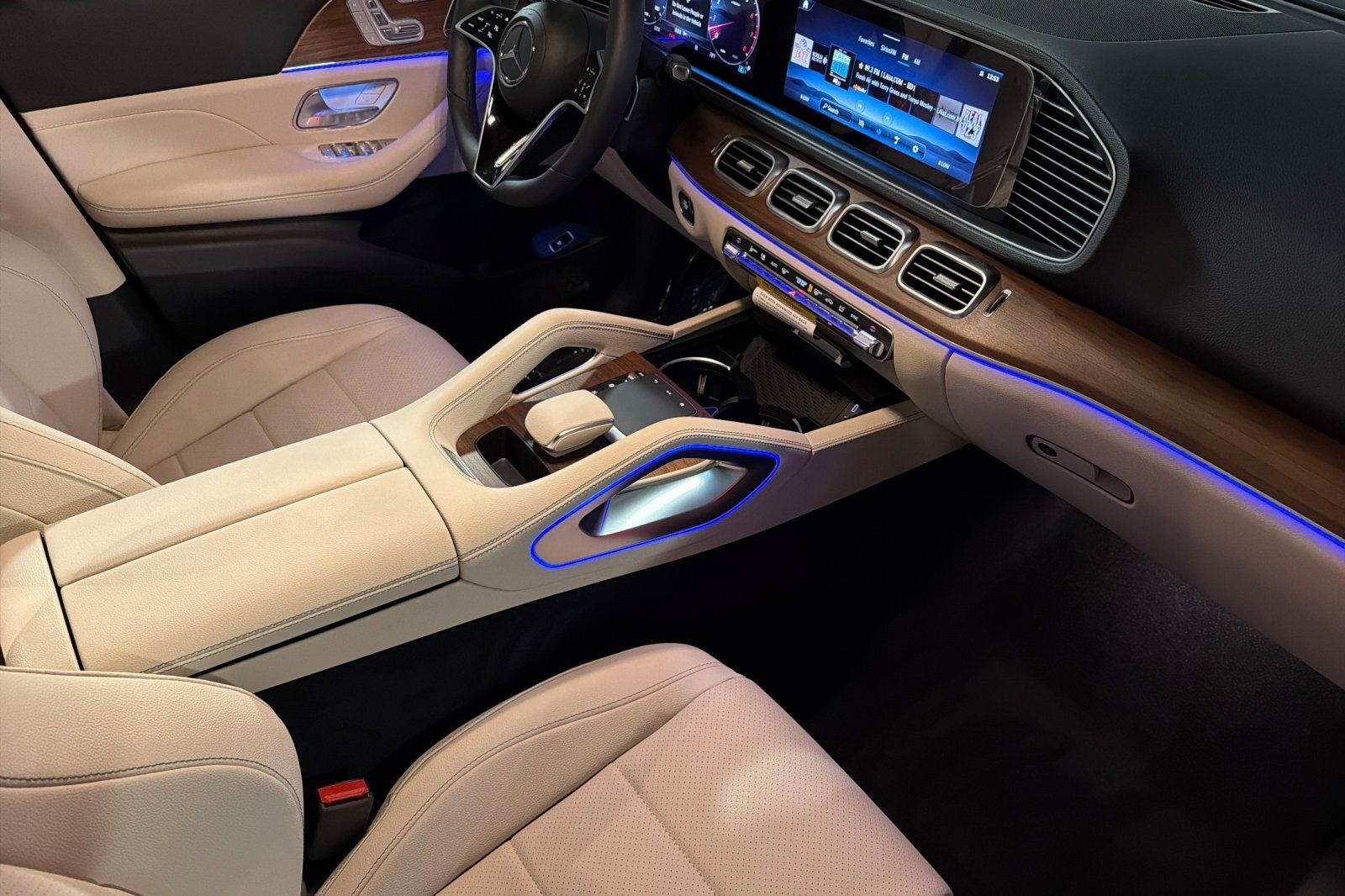 New 2026 Mercedes-Benz GLE 450 4MATIC image 15