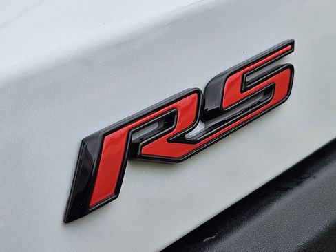 New 2027 Chevrolet Equinox RS w/ Safety and Technology Package FWD image 14