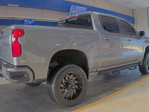 Used 2021 Chevrolet Silverado 1500 RST w/ Texas Edition Plus AWD/4WD image 3