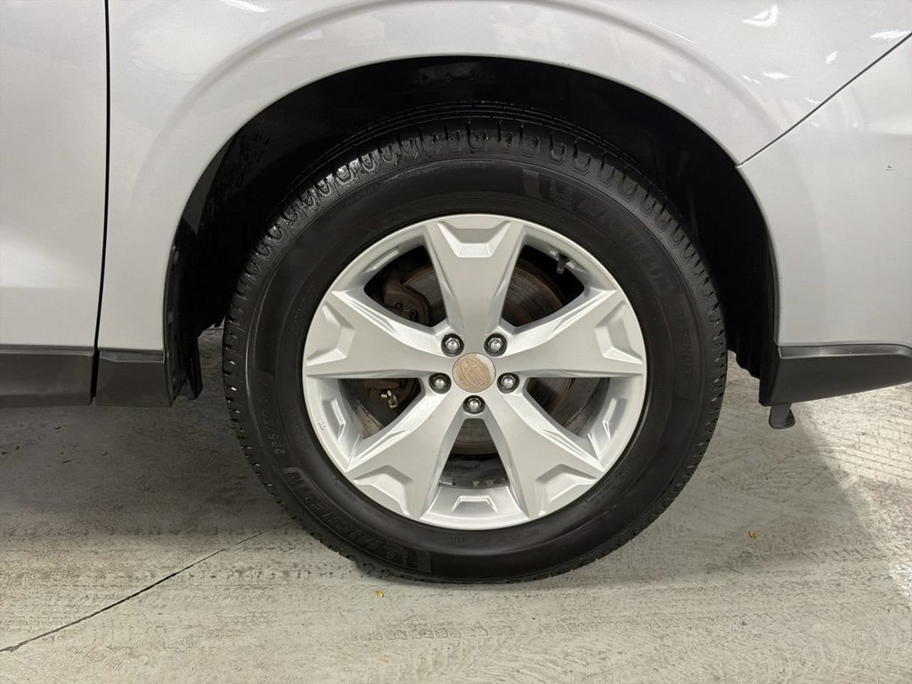 Used 2016 Subaru Forester 2.5i Premium w/ All-Weather Package AWD/4WD image 13