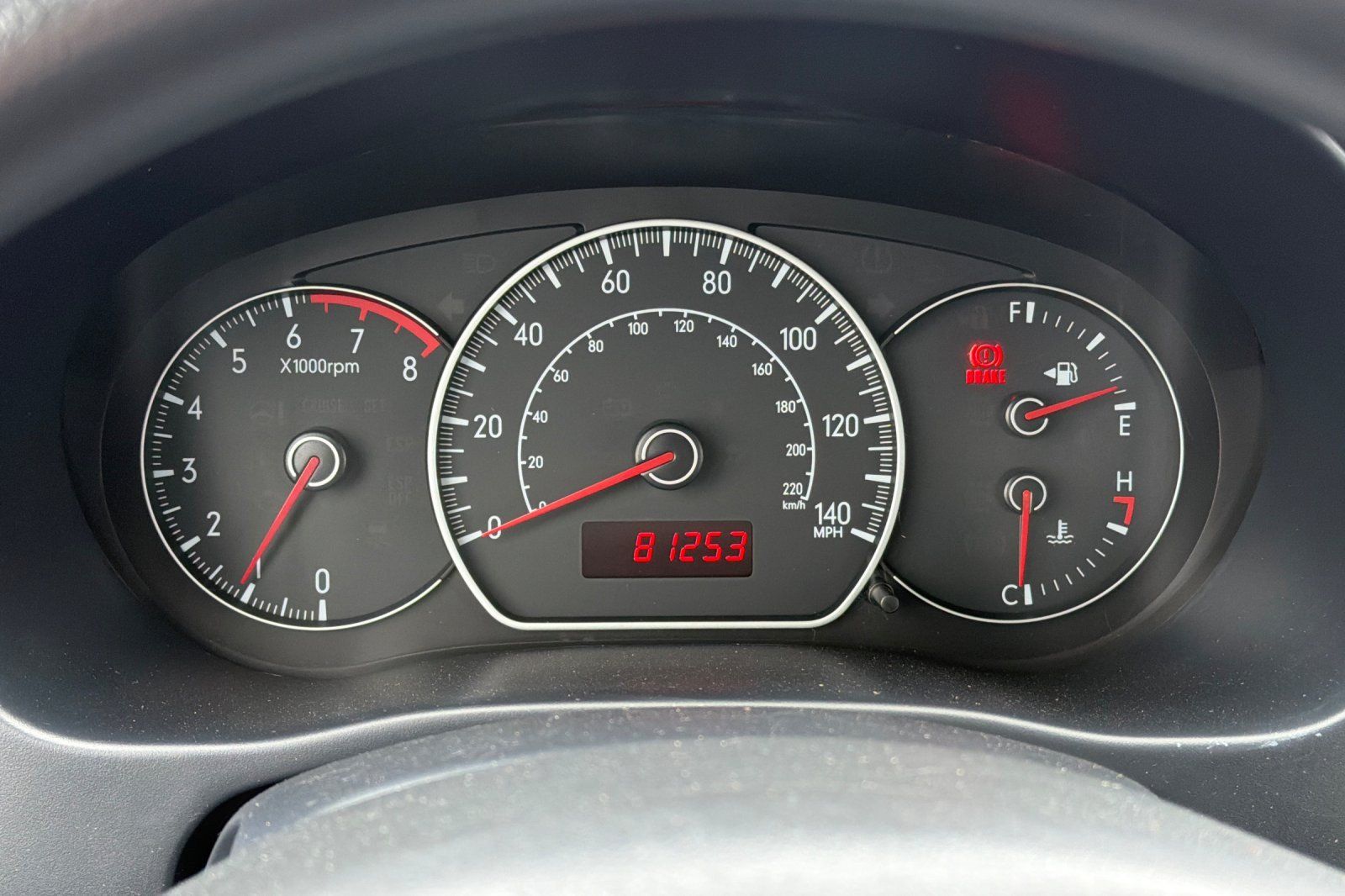 Used 2008 Suzuki SX4 Hatchback FWD image 19