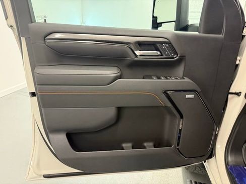 New 2026 GMC Sierra 2500 AT4 image 13