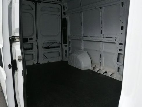 Used 2023 RAM ProMaster 2500 image 12