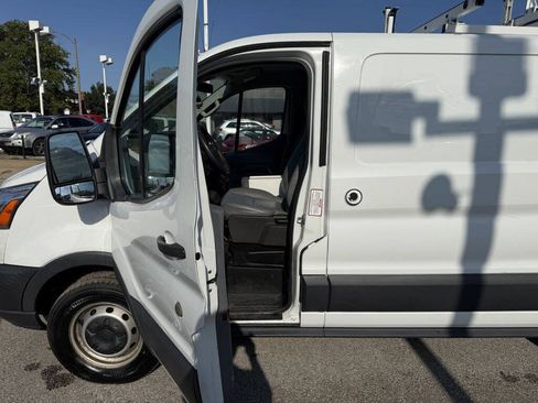 Used 2017 Ford Transit 150 130 Low Roof RWD image 20