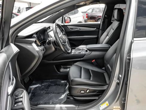 Used 2023 Cadillac XT5 Luxury FWD image 4